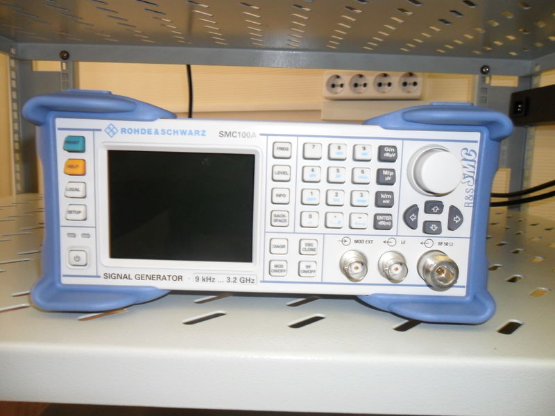 Файл:20111103 SMC100A 102463 front.JPG
