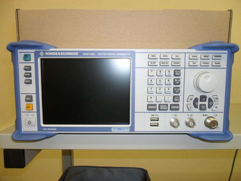 Файл:20120704 SMBV100A 257718 1.jpg